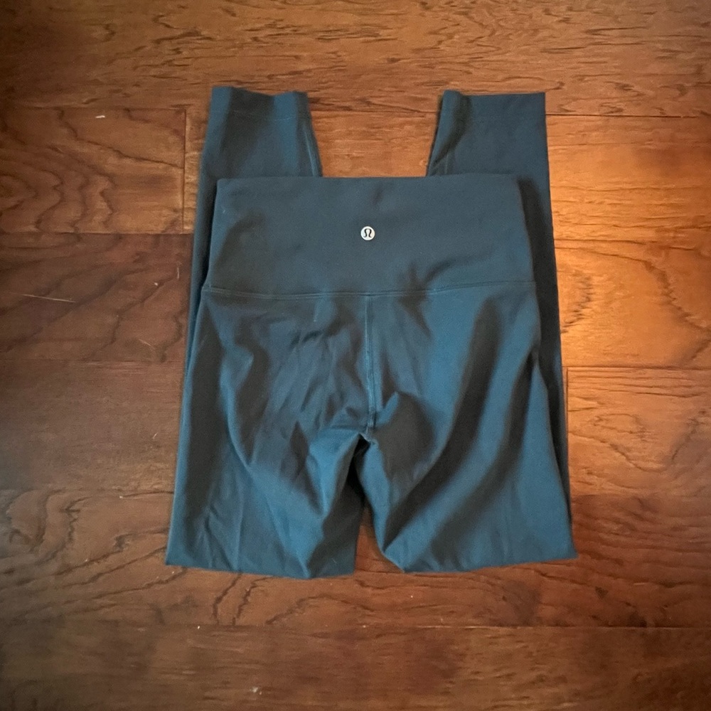 Lululemon Wunder Under Train